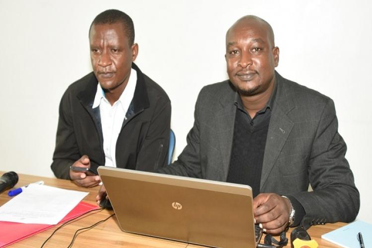 Participants  following up during the IP commercialization training 